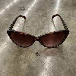 Lucky Brand Brown Cat-Eye Tortoiseshell Sunglasses